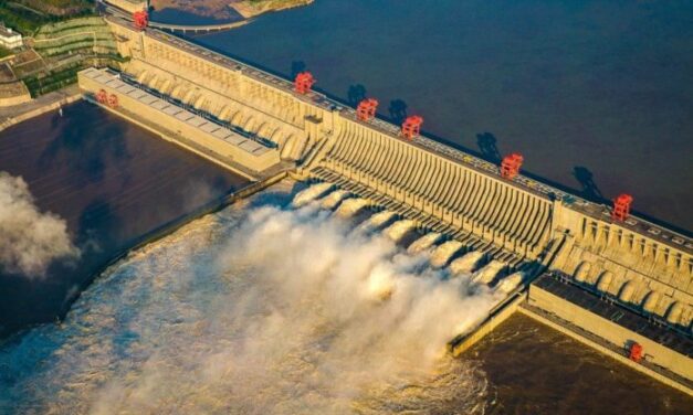 เขื่อนยักษ์จีน Three Gorges Dam รับมวลน้ำหนักสุด รอบ17 ปี ทัพจีนส่งทหาร1ล้านนายเร่งกู้ภัย