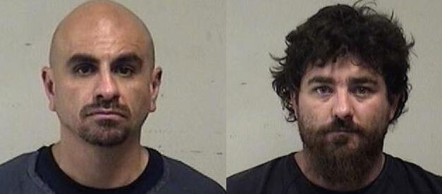 สมาชิกสองคนของกลุ่มทหารรักษาการณ์ Michael M.Karmo และ Cody E.Smith จากมิสซูรีซึ่งเดินทางไปยังเมืองเคโนชารัฐวิสคอนซินถูกเจ้าหน้าที่ของรัฐบาลกลางจับกุม