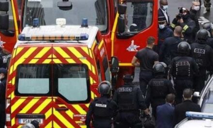 ตำรวจฝรั่งเศสรวบ 7 คน เอี่ยวก่อการร้าย ไล่แทงช็อกกรุงปารีส