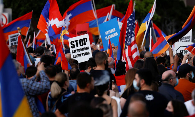 การประท้วงต่อต้านความรุนแรงในเมือง Nagorno-Karabakh ยังคงดำเนินต่อไป ชาวอเมริกันเชื้อสายอาร์เมเนียเรียกร้องให้สหรัฐฯเข้าแทรกแซง