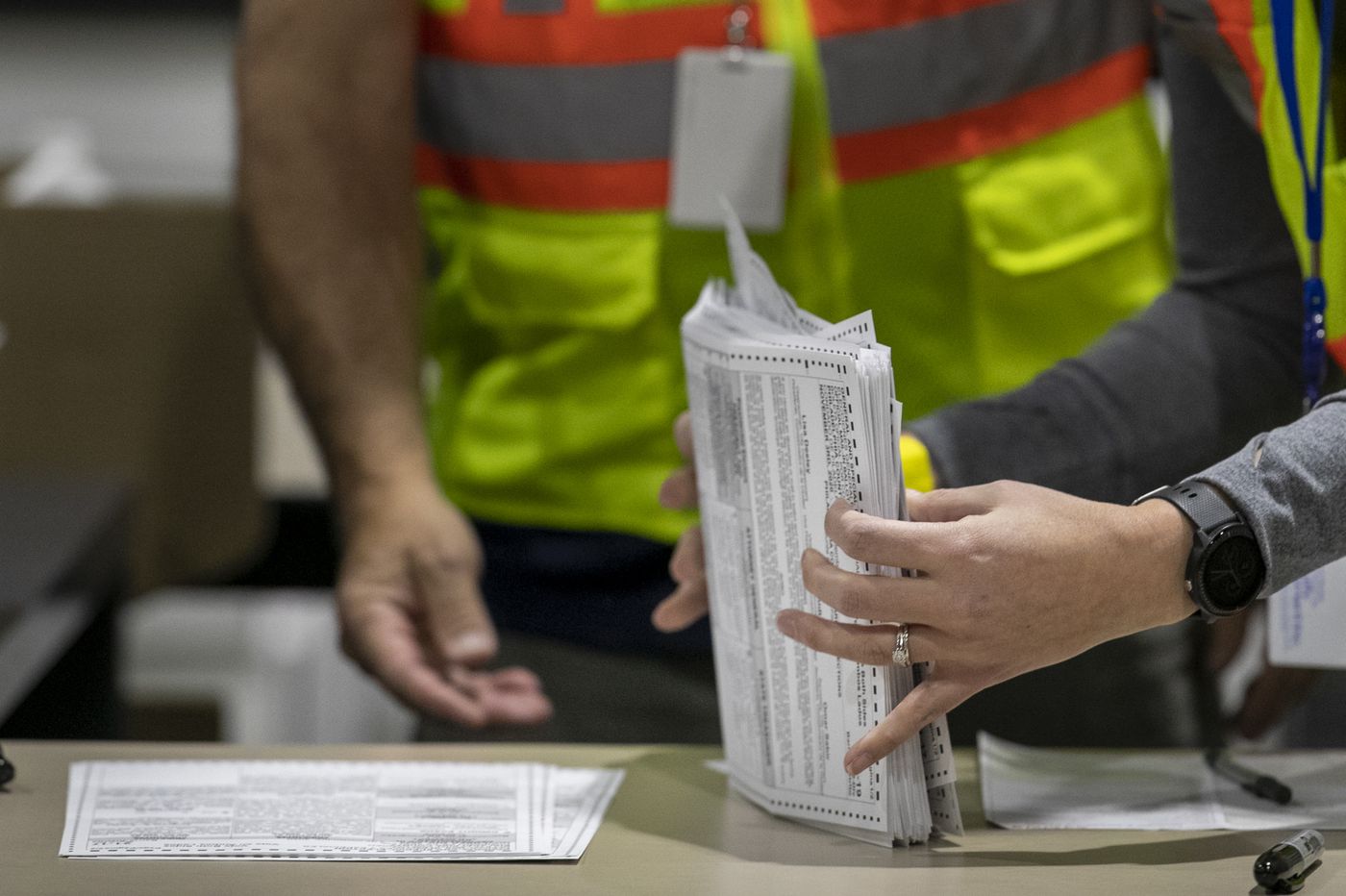 ตลอดทั้งวันศุกร์ ความล้มเหลวของการฟ้องร้องของทรัมป์สะสม