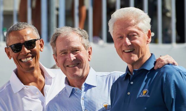 สามอดีตประธานาธิบดีจอร์จดับเบิลยูบุช บิลคลินตัน และบารัคโอบามา อาสาที่จะฉีดวัคซีนโควิด-19 ถ่ายทอดทีวี