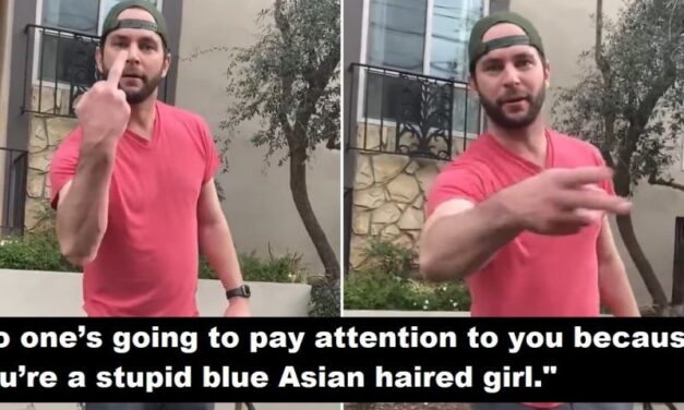 เอเยนขายบ้านที่แอลเอตกงานหลังจากวิดีโอเหยียดเชื้อชาติคุกคามผู้หญิงเอเชียถูกแชร์บนอินเตอร์เน็ต