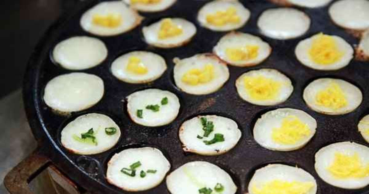 THAI STREET DESSERTS! | Thai Coconut Cakes | What to Eat in Los Angeles in 2021