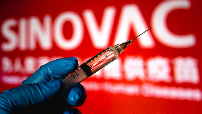ประเทศไทยอนุญาตให้ใช้วัคซีน COVID-19 ของ Sinovac ในกรณีฉุกเฉิน