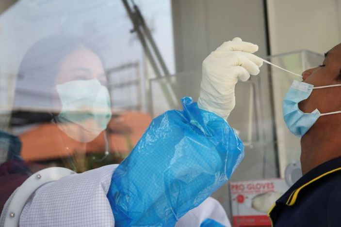 ไทยจะนำเข้าวัคซีน AstraZeneca ชุดแรกจากประเทศในเอเชียเกาหลีใต้หรืออินเดียแทนจากยุโรป
