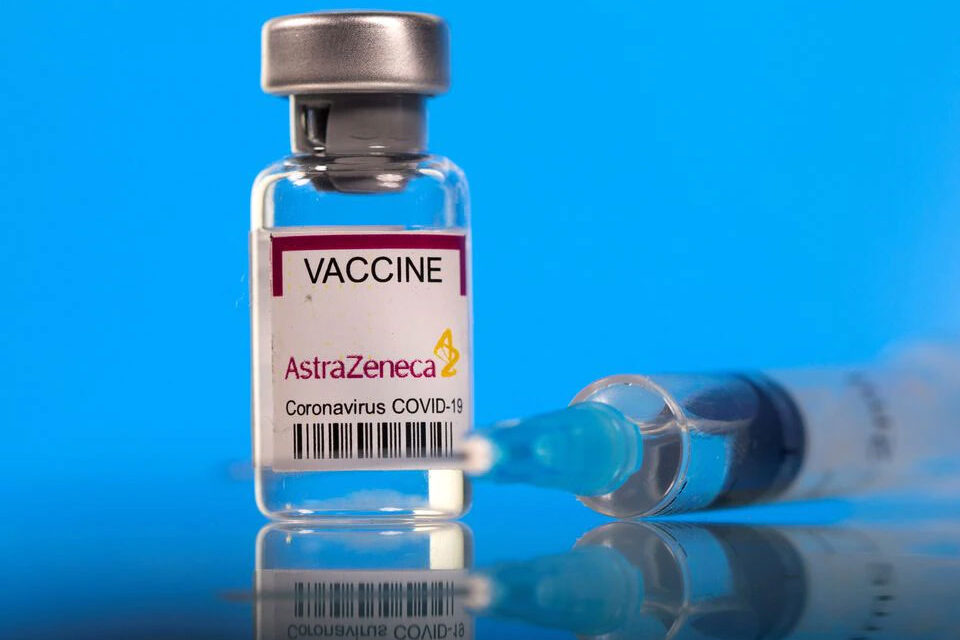 แอสตร้าเซเนก้าโควิดวัคซีนที่ผลิตในไทยเริ่มส่งมอบวัคซีนในประเทศไทยและประเทศฟิลิปปินส์