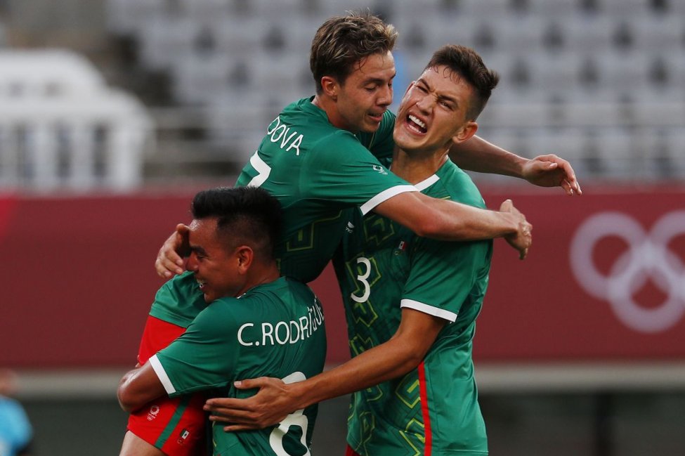 เม็กซิโกทำให้ตัวเองเป็นตัวเก็งสำหรับตำแหน่งแชมป์ฟุตบอลโอลิมปิกครั้งที่สอง