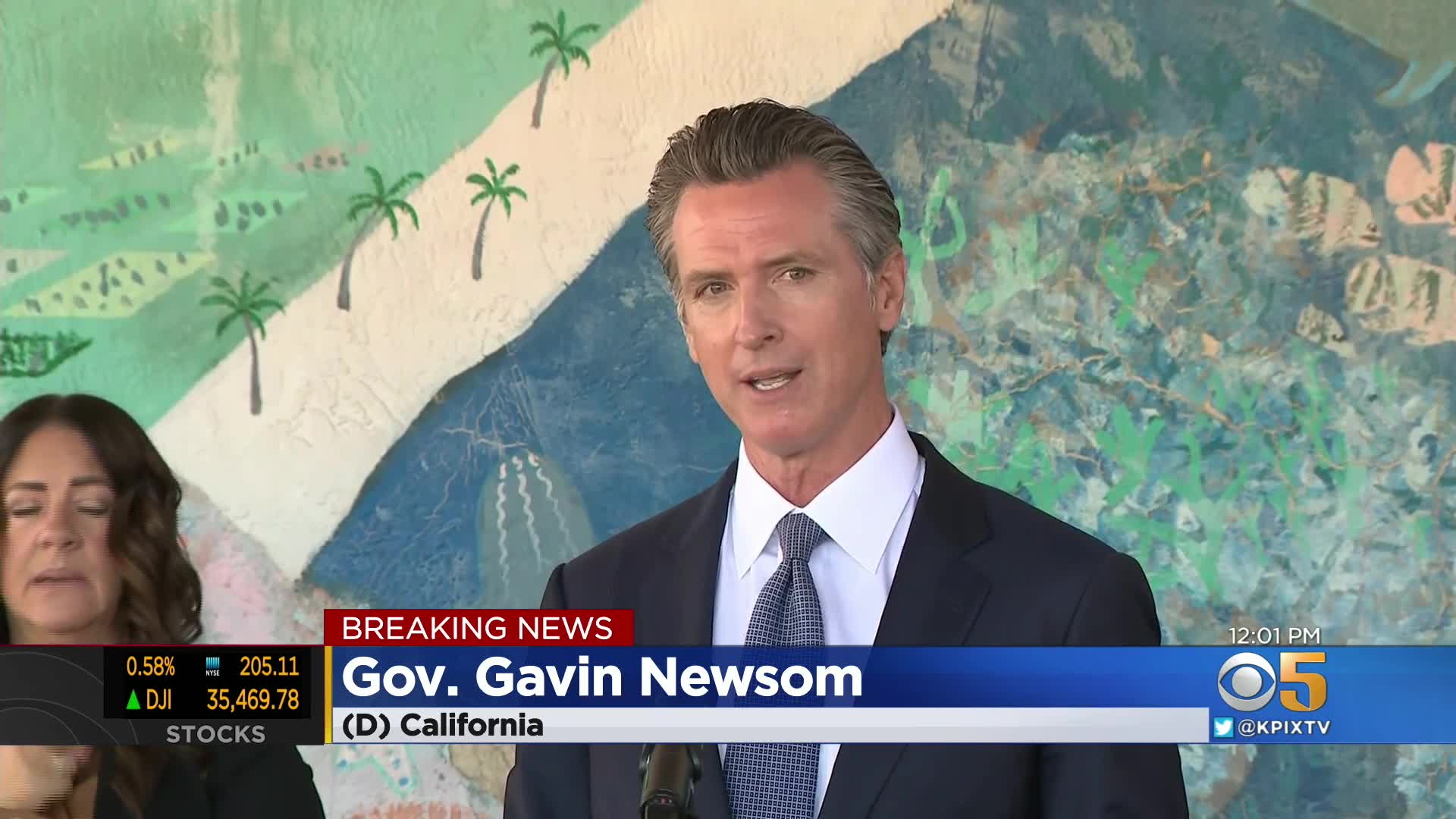 ‘เพียงพอแล้ว’: ผู้นำโอกแลนด์ไชน่าทาวน์เรียกร้องให้ Newsom ประกาศภาวะฉุกเฉินเกี่ยวกับอาชญากรรมรุนแรง