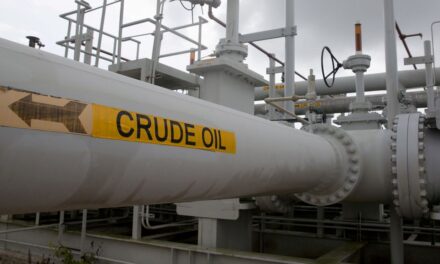สหรัฐฯ ท้าทาย OPEC+ ด้วยการประสานการปล่อยน้ำมันจากแหล่งสำรอง