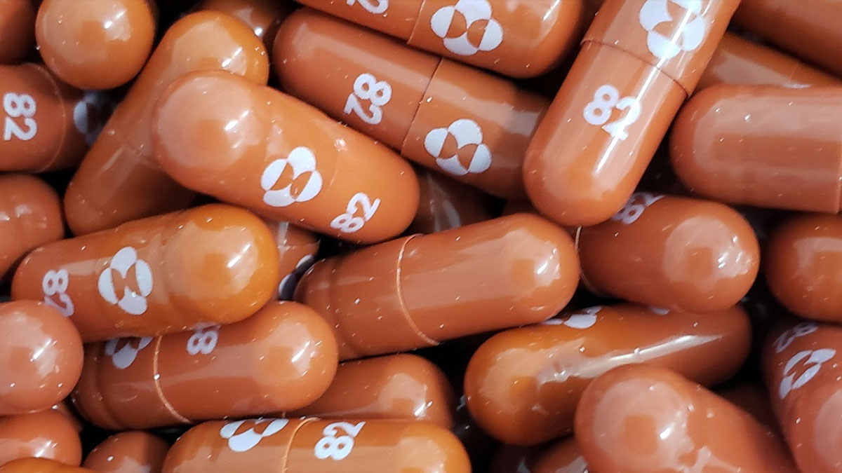 ข่าวดีจากผลทดสอบยาเม็ดของไฟเซอร์ ถ้ากินในวันที่สามหลังติดเชื้อโควิด