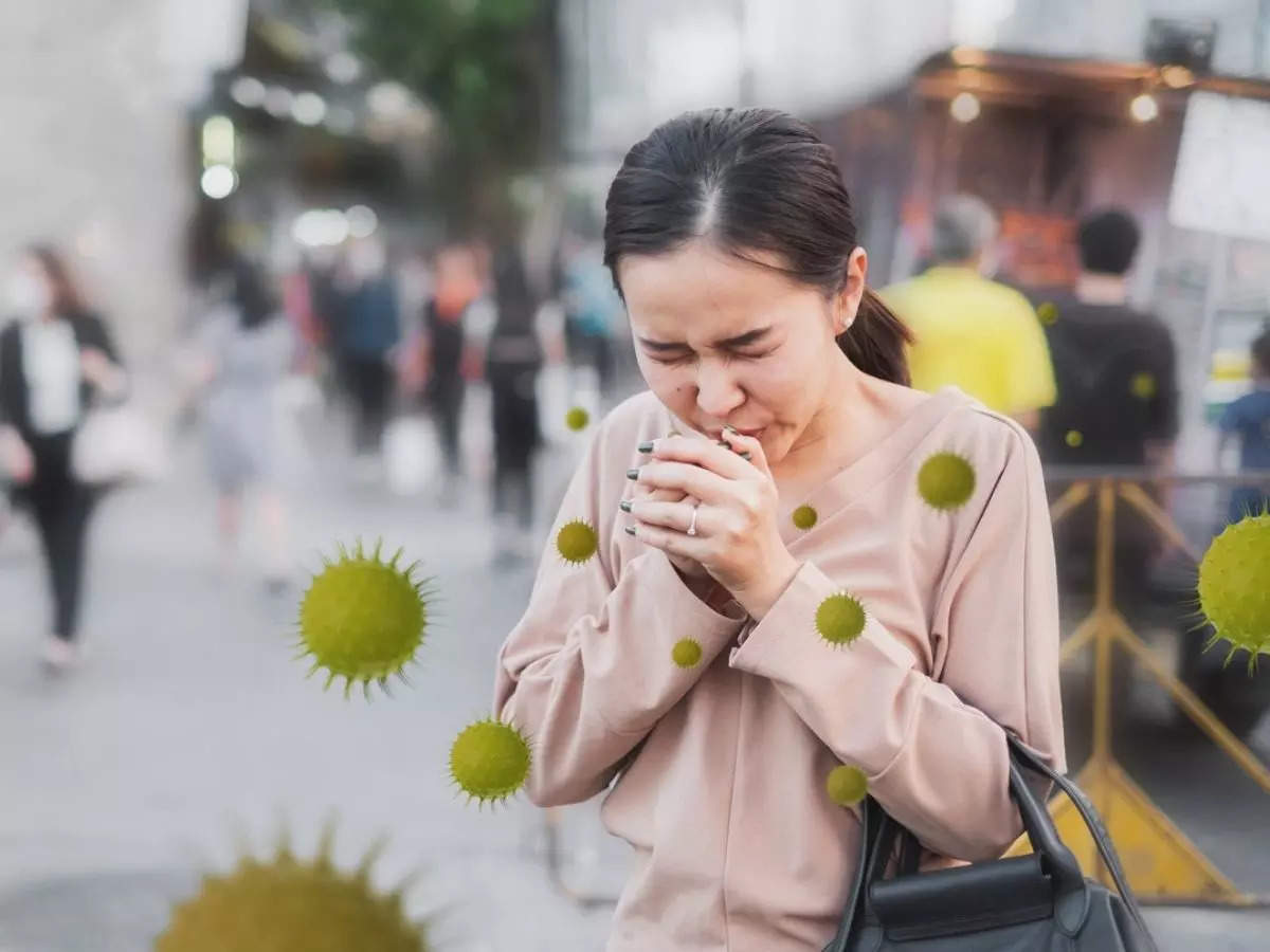 ทำไมช่วงนี้คนฉีดวัคซีนแล้วติด โอมมิครอน เยอะจัง?