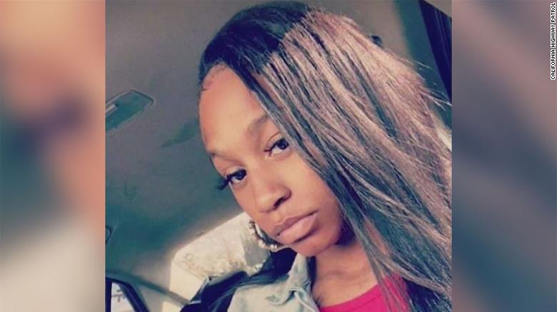 หญิง 16 ปีถูกฆาตกรรมทิ้งศพข้างฟรีเวย์สามสัปดาห์ที่แล้วในแอลเอไม่มีใครสนใจหรือออกข่าว เพราะเธอเป็นแค่เด็กผิวดำ