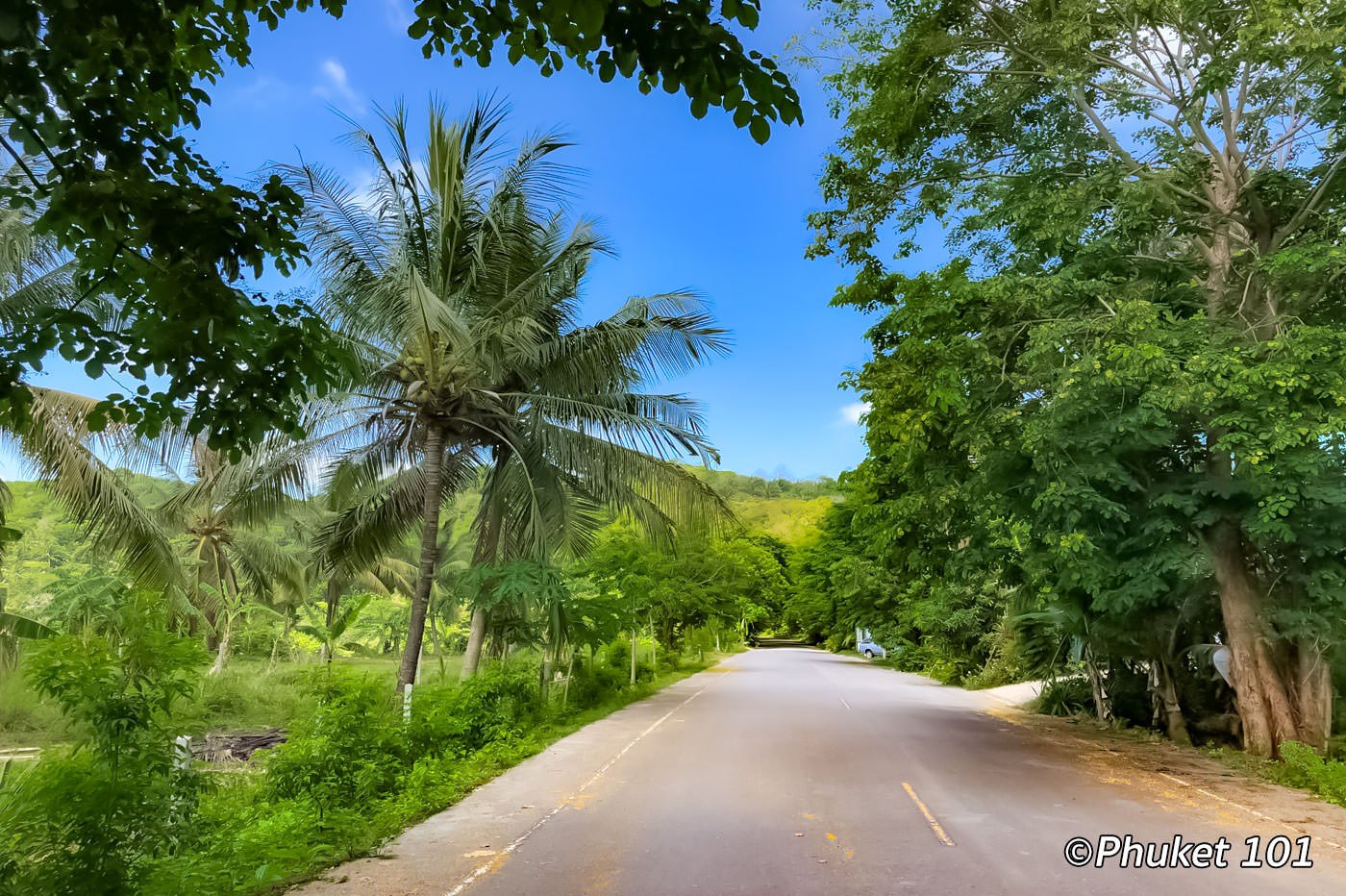 Driving on the beach Phuket 2022 in 4K