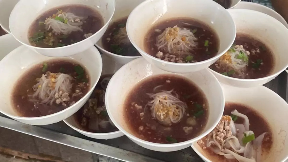 ร้านก๋วยจั๊บ ลั่น รักษาราคา 3 บาท แม้ต้นทุนจะสูงขึ้น