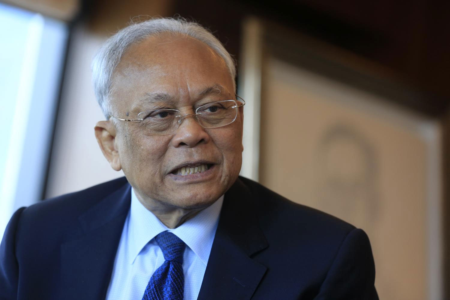 สุเทพ เทือกสุบรรณ อดีตผู้นำการประท้วง ประกาศจะต่อสู้กับ “ทักษิณ” กัดไม่ปล่อย