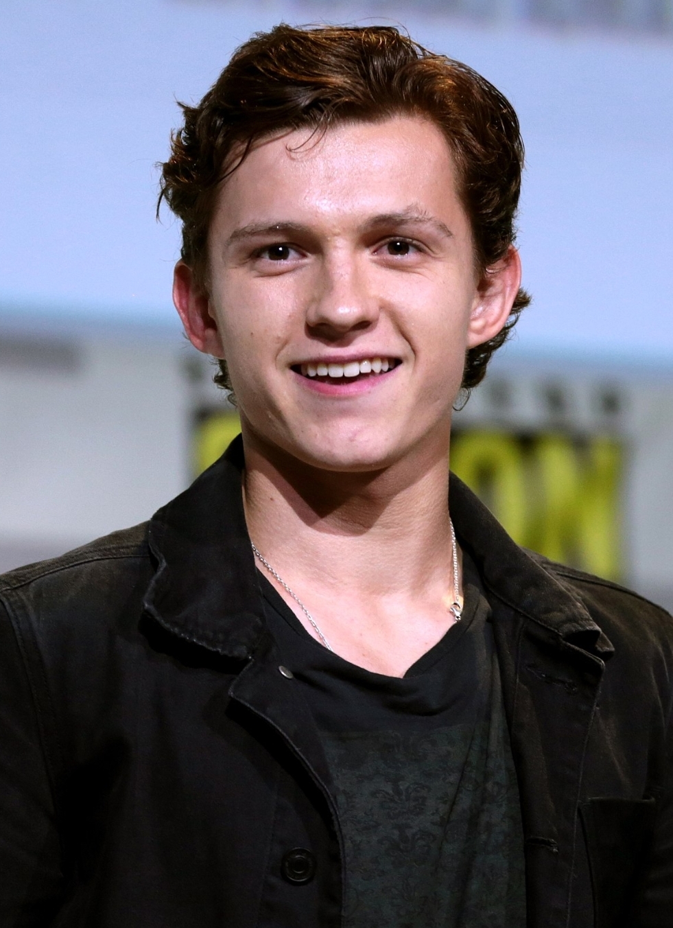 คุณเด็กเกินไป Tom Holland หมดลุ้นที่จะเป็น James Bond เพราะโปรไฟล์ที่ดังและไม่เข้าคอนเซ็ปต์ทีมผู้สร้าง