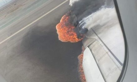 เครื่องบินชนรถดับเพลิง บนรันเวย์ ประเทศเปรู