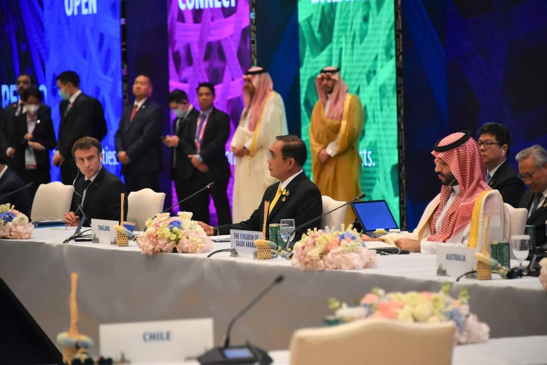 ไทยในฐานะเจ้าภาพได้เชิญผู้นำจากฝรั่งเศสและซาอุดีอาระเบียเข้าร่วมการหารืออย่างไม่เป็นทางการ