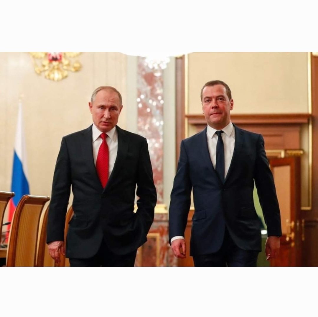 ดมิทรี เมดเวเดฟ อดีตประธานาธิบดีรัสเซีย ออกมาเตือนว่า นาโต