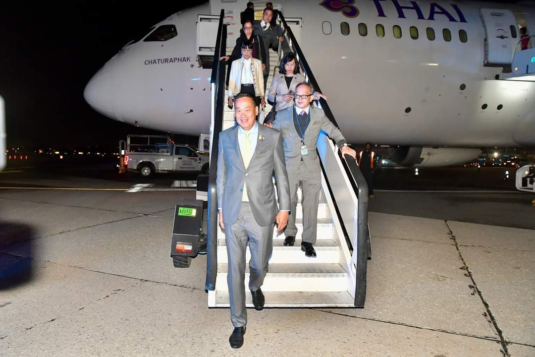 นายเศรษฐา ทวีสิน นายกรัฐมนตรี เดินทางถึงสหรัฐอเมริกา