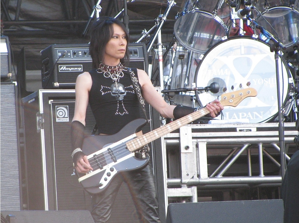 วงการเพลงญี่ปุ่นเศร้า สูญเสีย Heath สมาชิกวง X Japan เสียชีวิตในวัย 55 ปี